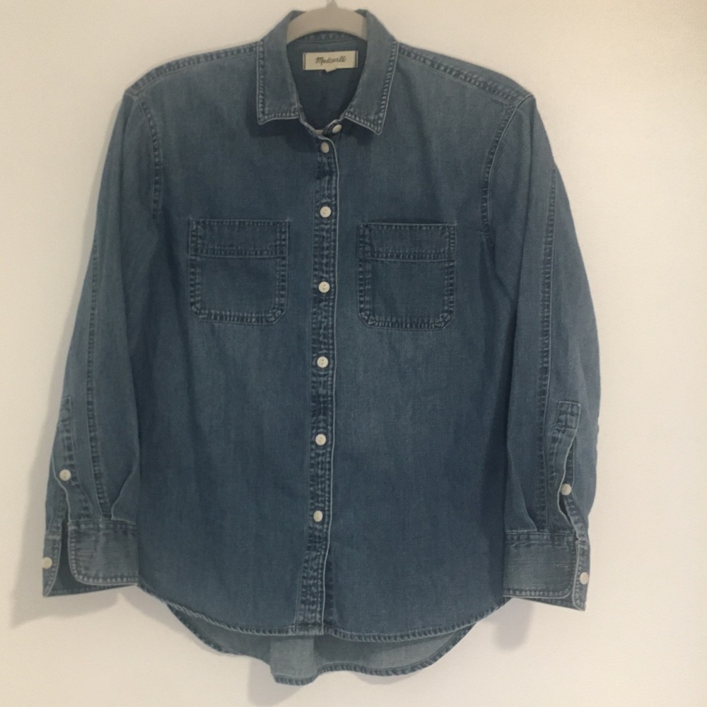 Madewell Chambray Button Up. Small tear in the back. Size Small.